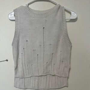 Stylish White Sleeveless Top